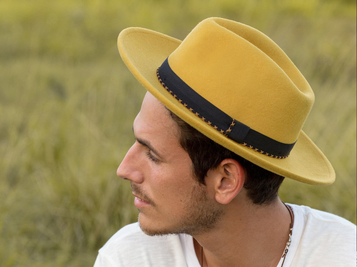Finley men's wool felt fedora in mustard, Life style